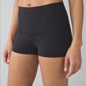 Lululemon Black Spandex Shorts size 8 small/medium